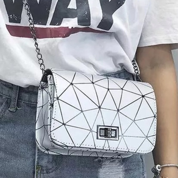 Handbag - Picture 1 of 1